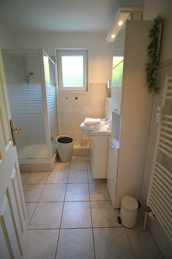Ferienwohnung Am Grossen Ploener See 阿舍贝格 外观 照片